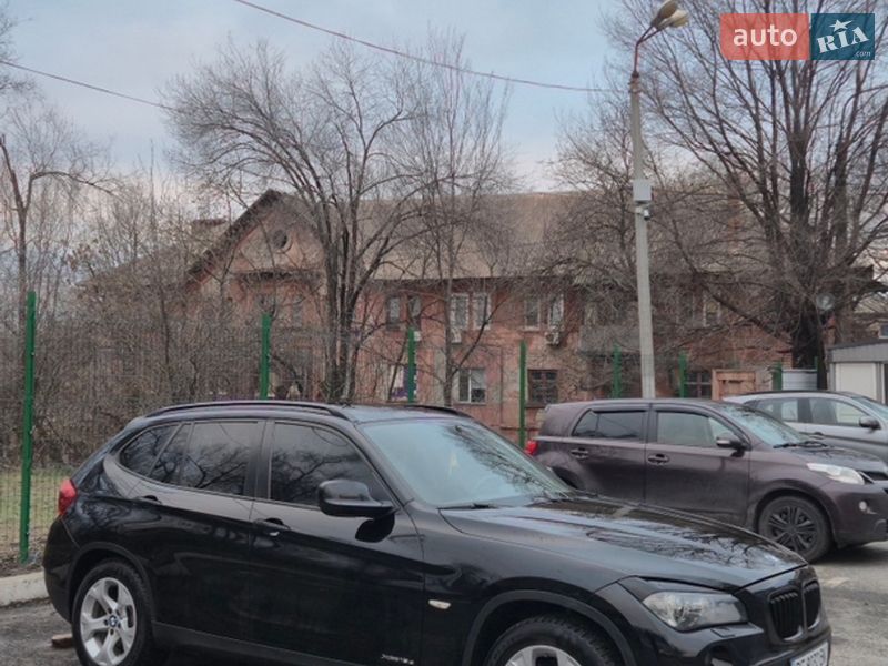 Внедорожник / Кроссовер BMW X1 2012 в Кривом Роге