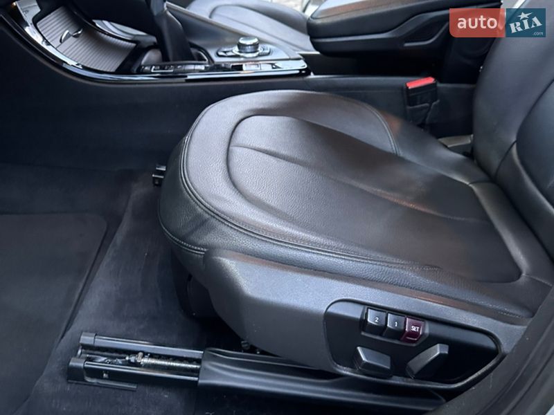 Позашляховик / Кросовер BMW X1 2016 в Львові фото 12 Позашляховик / Кросовер BMW X1 2016 в Львові