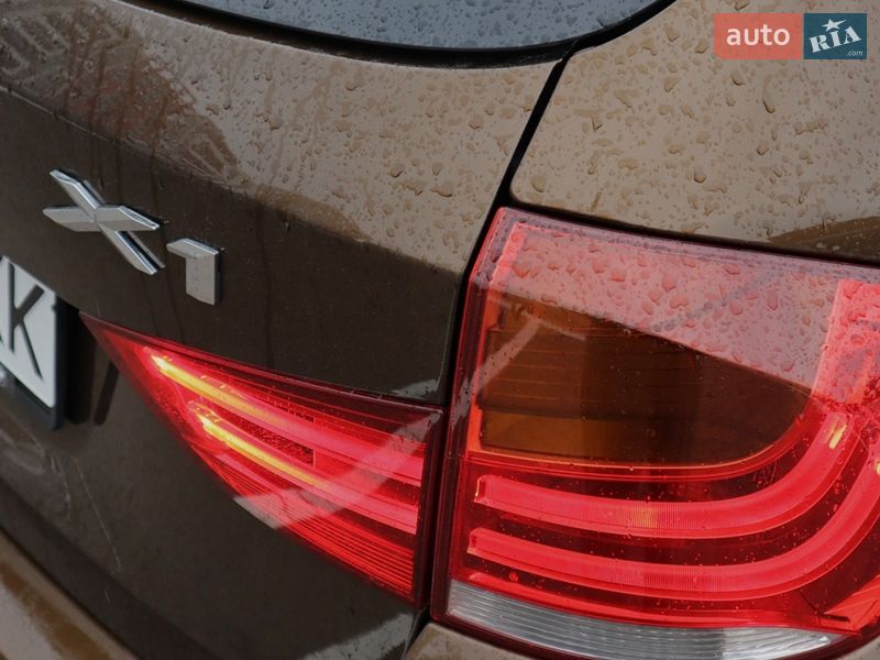 Позашляховик / Кросовер BMW X1 2010 в Києві