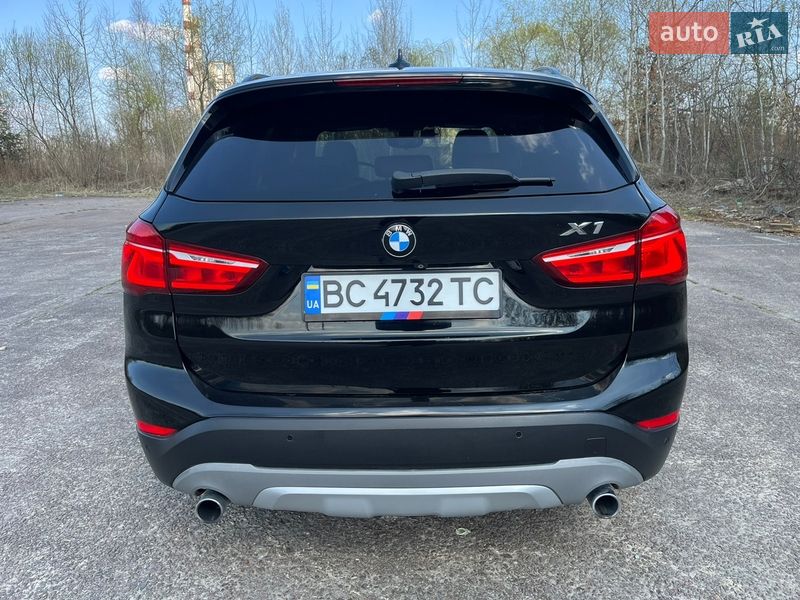 Внедорожник / Кроссовер BMW X1 2016 в Львове