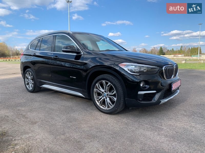 Внедорожник / Кроссовер BMW X1 2016 в Львове