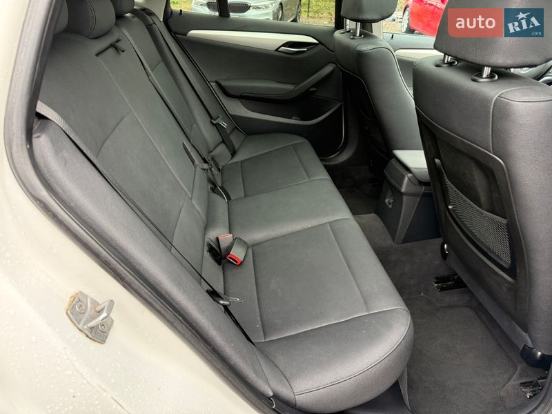 Позашляховик / Кросовер BMW X1 2012 в Києві