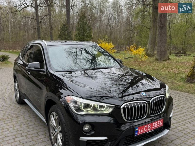 Позашляховик / Кросовер BMW X1 2016 в Львові фото Позашляховик / Кросовер BMW X1 2016 в Львові