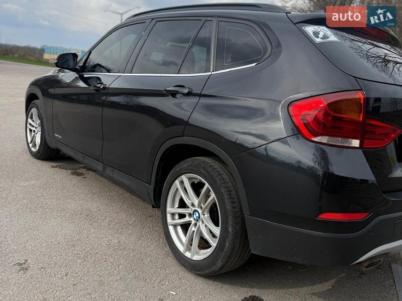 Внедорожник / Кроссовер BMW X1 2014 в Киеве