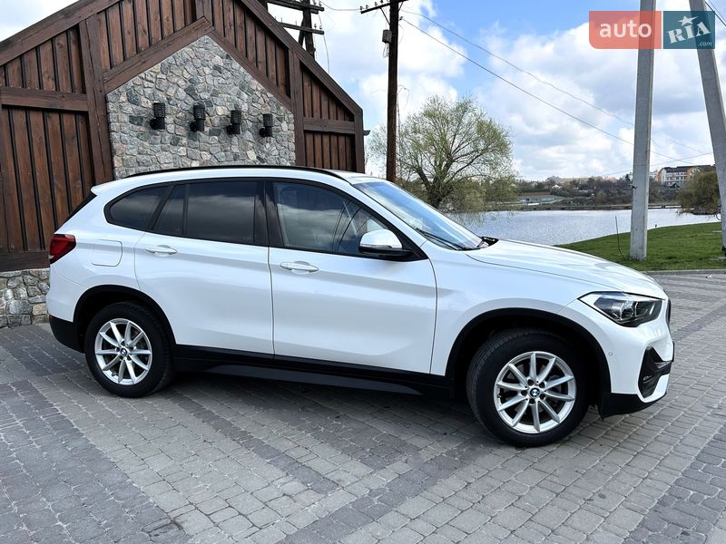 Внедорожник / Кроссовер BMW X1 2022 в Киеве фото 32 Внедорожник / Кроссовер BMW X1 2022 в Киеве