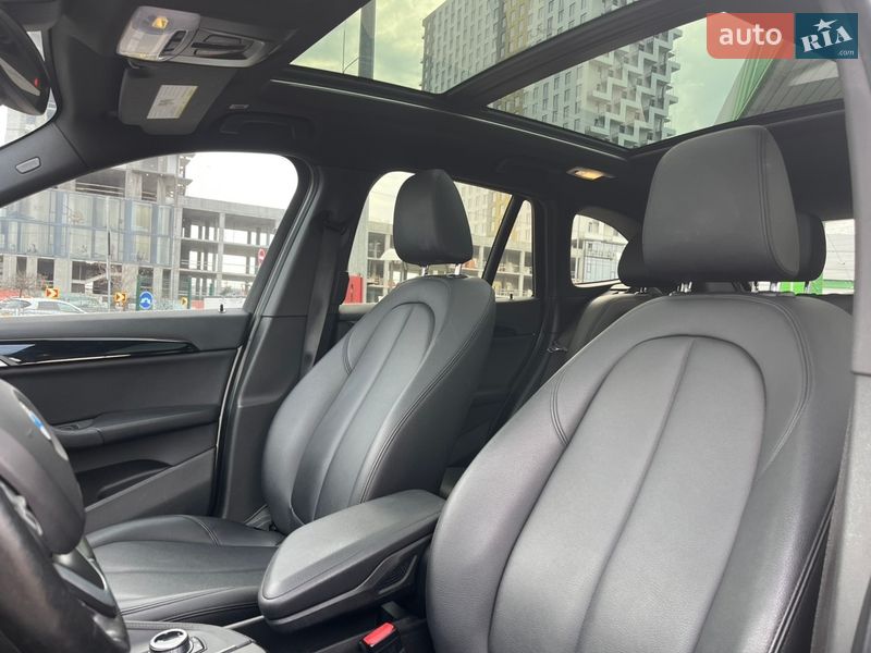 Внедорожник / Кроссовер BMW X1 2016 в Киеве
