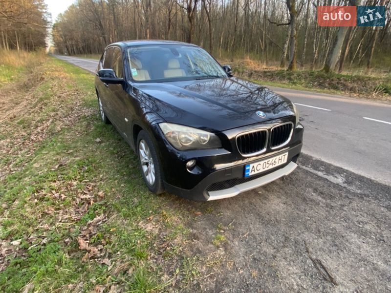 BMW X1 2011