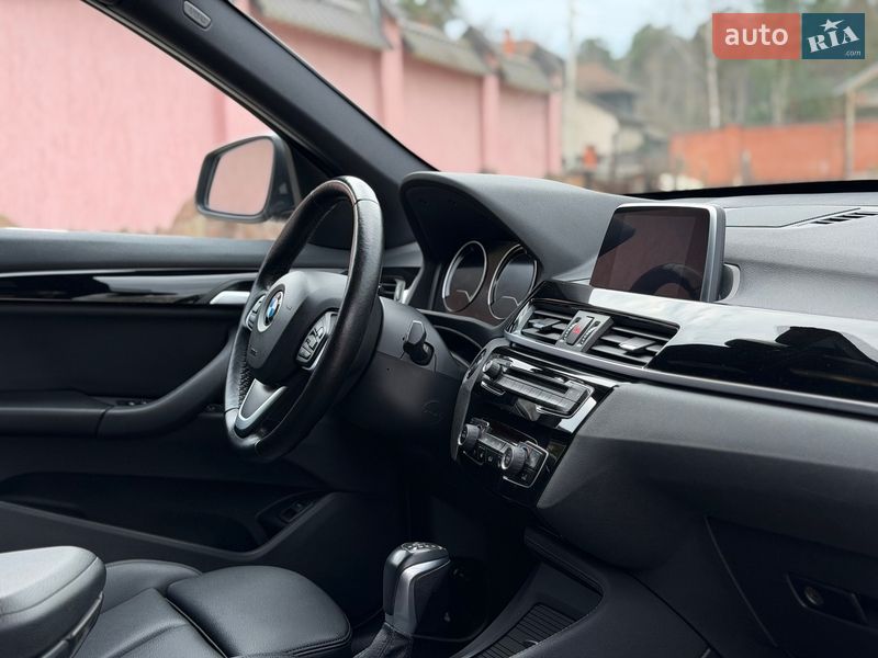 Позашляховик / Кросовер BMW X1 2018 в Львові