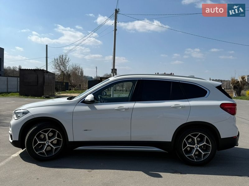 Внедорожник / Кроссовер BMW X1 2017 в Ровно