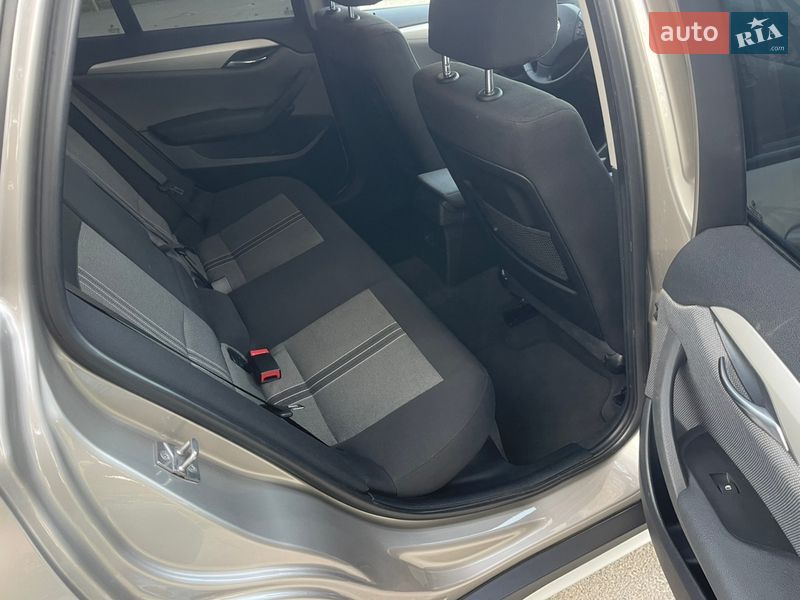 Внедорожник / Кроссовер BMW X1 2010 в Броварах