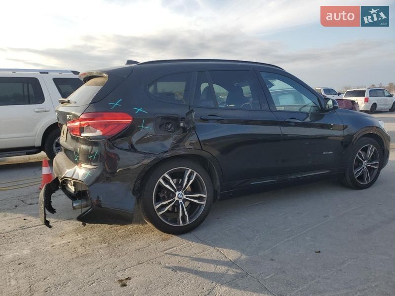 Позашляховик / Кросовер BMW X1 2017 в Львові