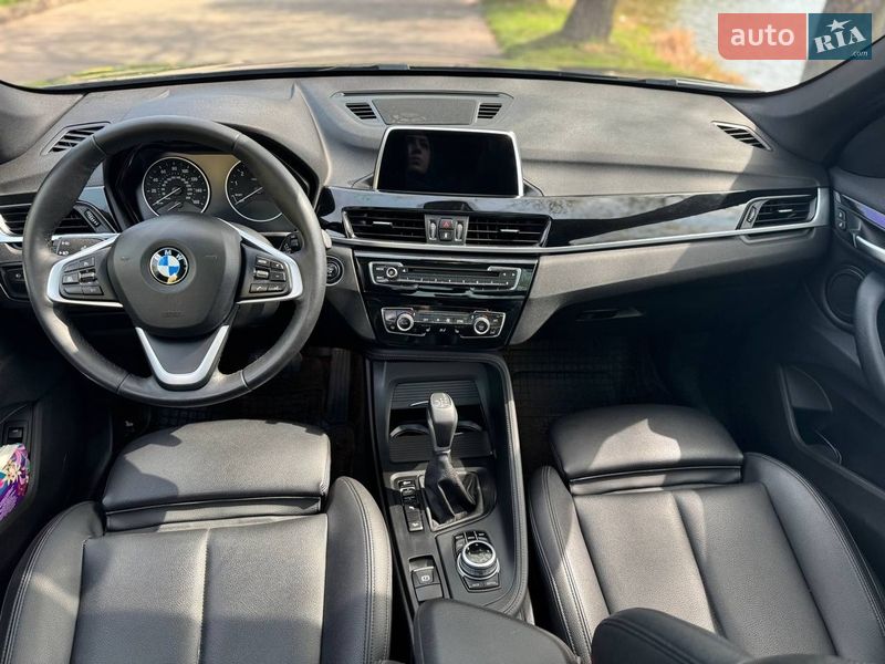 Внедорожник / Кроссовер BMW X1 2018 в Ровно