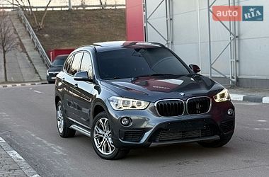 Внедорожник / Кроссовер BMW X1 2019 в Киеве