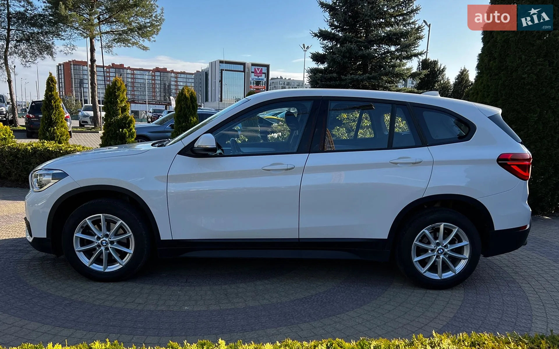 2017 BMW X1 - мініатюра 4