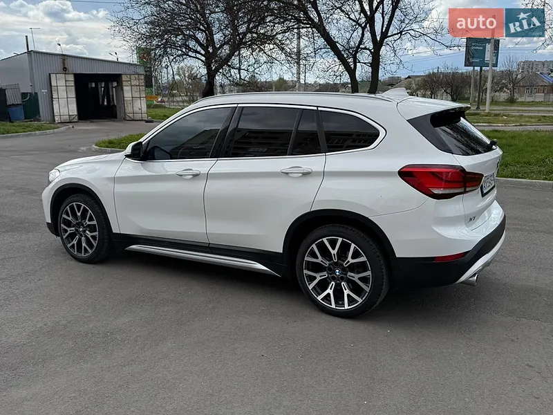BMW X1 2021 VIN WBXJG9C07M5U40101 фото оголошення 5 з 122