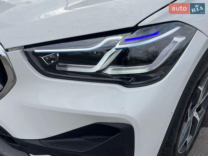 Внедорожник / Кроссовер BMW X1 2016 в Киеве
