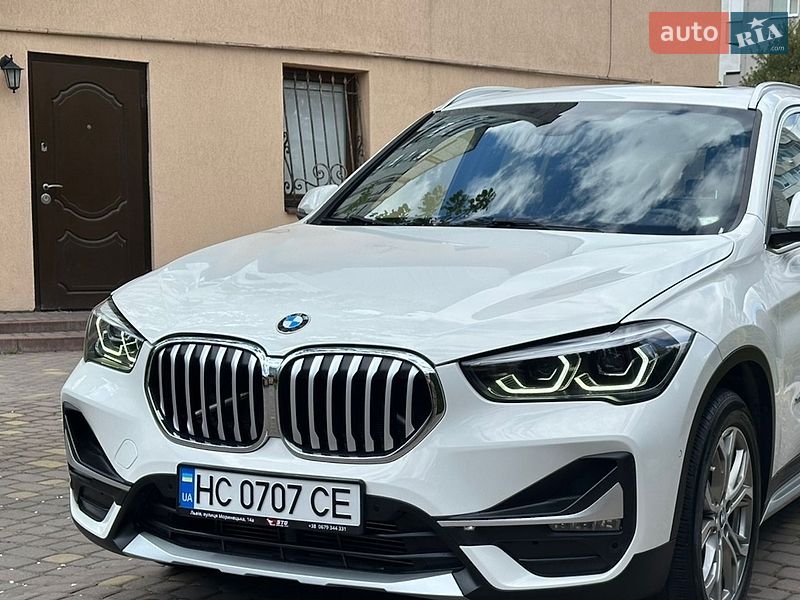 Внедорожник / Кроссовер BMW X1 2016 в Львове
