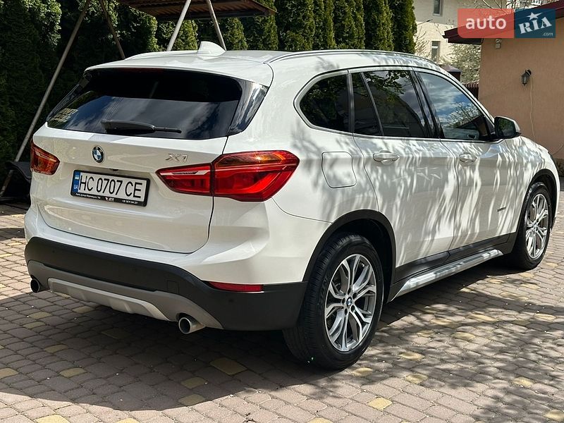Внедорожник / Кроссовер BMW X1 2016 в Львове