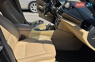 Внедорожник / Кроссовер BMW X1 2014 в Обухове