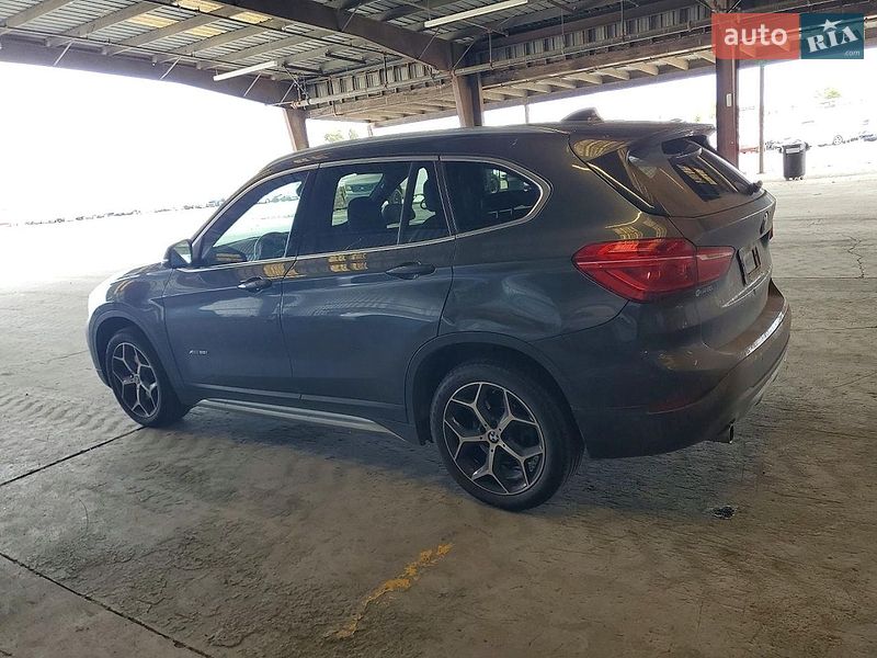 Внедорожник / Кроссовер BMW X1 2017 в Львове