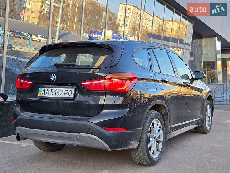 Внедорожник / Кроссовер BMW X1 2017 в Киеве