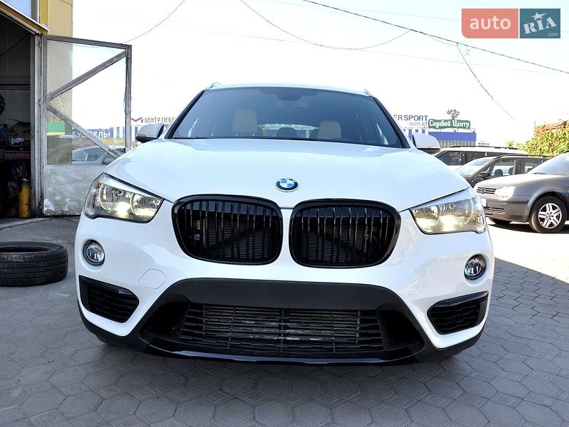 Внедорожник / Кроссовер BMW X1 2018 в Львове