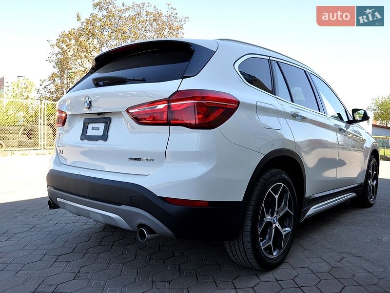 Внедорожник / Кроссовер BMW X1 2018 в Львове