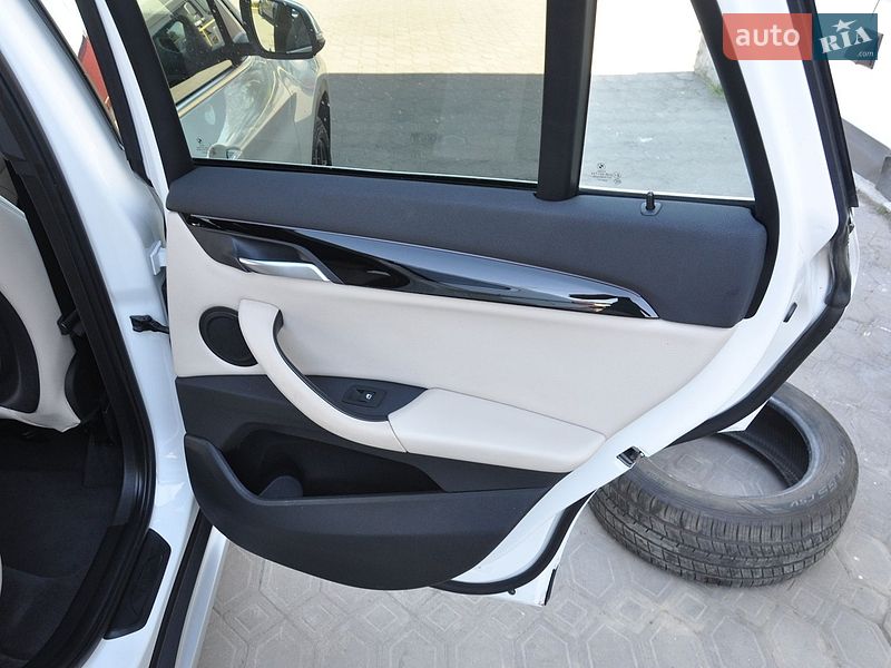 Внедорожник / Кроссовер BMW X1 2018 в Львове