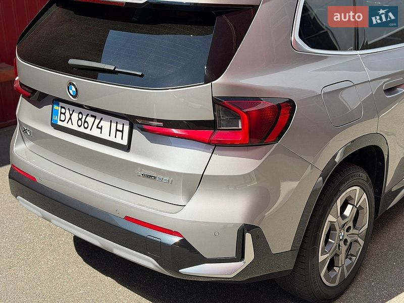 Внедорожник / Кроссовер BMW X1 2023 в Киеве
