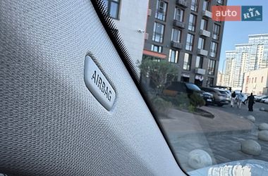 Внедорожник / Кроссовер BMW X1 2024 в Киеве