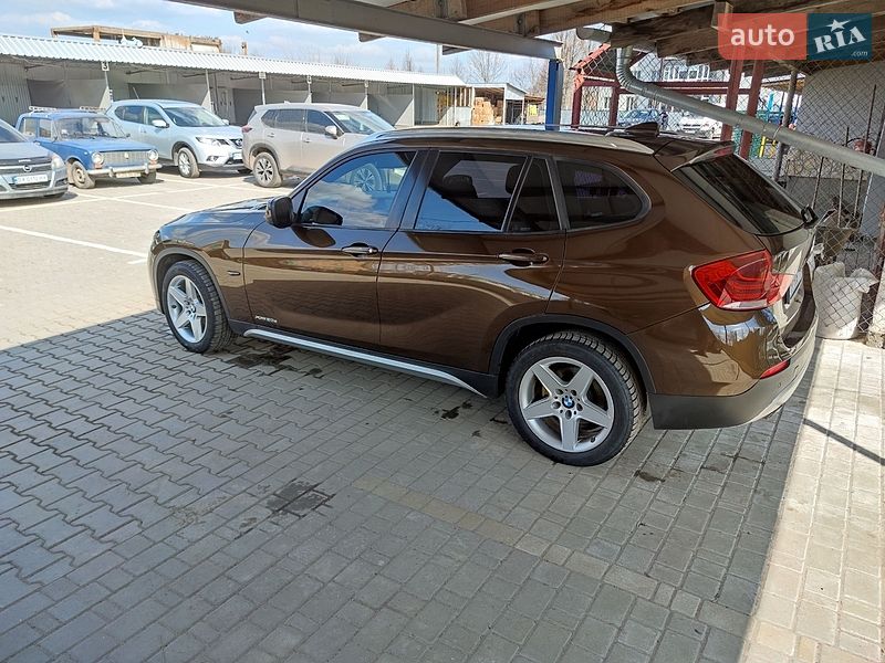 Позашляховик / Кросовер BMW X1 2010 в Старокостянтинові