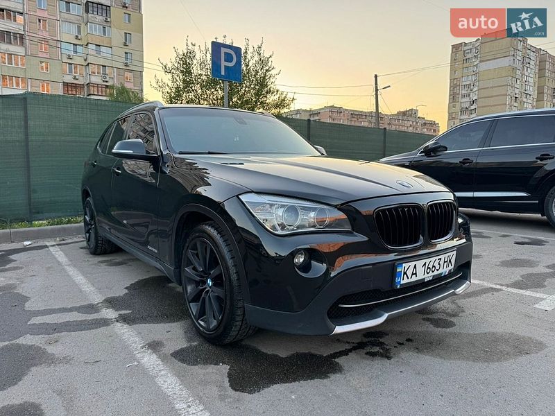 Внедорожник / Кроссовер BMW X1 2012 в Киеве