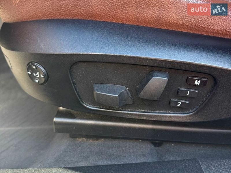 Внедорожник / Кроссовер BMW X1 2012 в Киеве