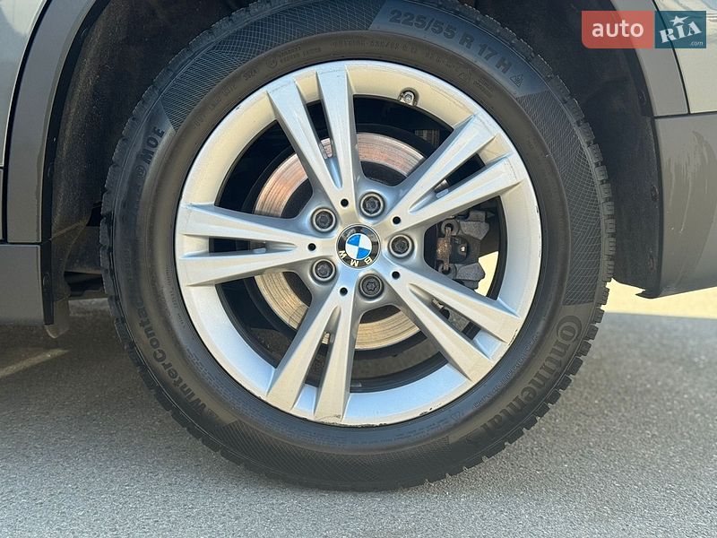 Внедорожник / Кроссовер BMW X1 2016 в Киеве