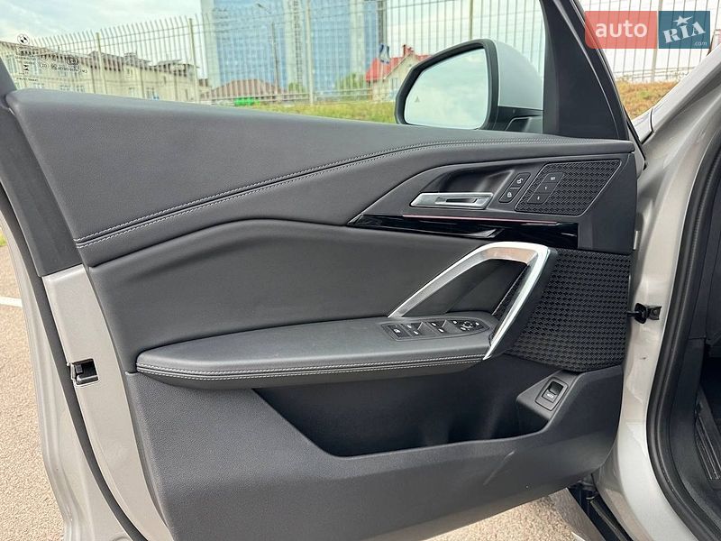 Внедорожник / Кроссовер BMW X1 2023 в Киеве