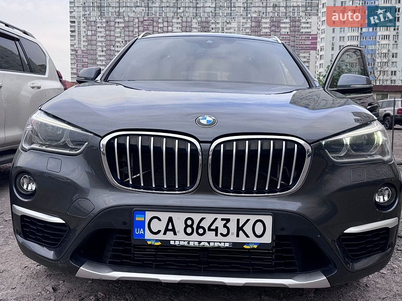 Внедорожник / Кроссовер BMW X1 2017 в Киеве