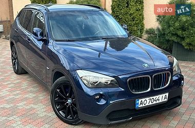 Внедорожник / Кроссовер BMW X1 2011 в Мукачево