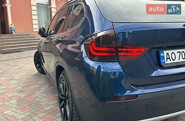 Внедорожник / Кроссовер BMW X1 2011 в Мукачево
