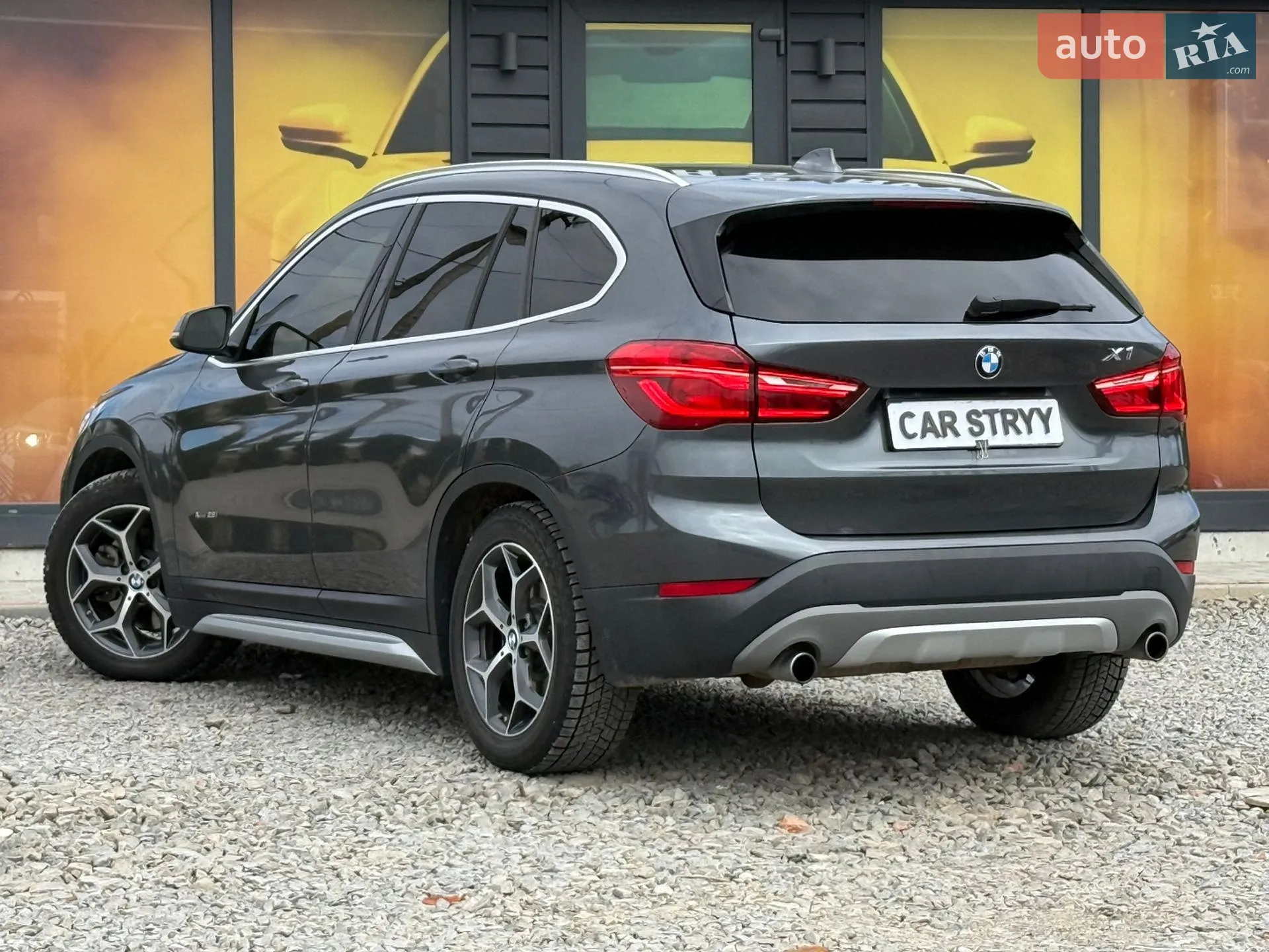 2015 BMW X1 - мініатюра 3