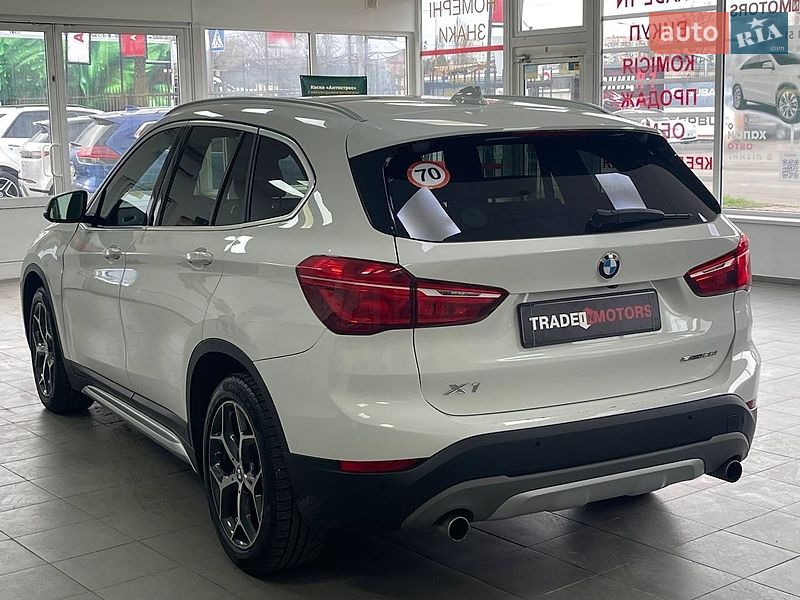 Внедорожник / Кроссовер BMW X1 2019 в Киеве