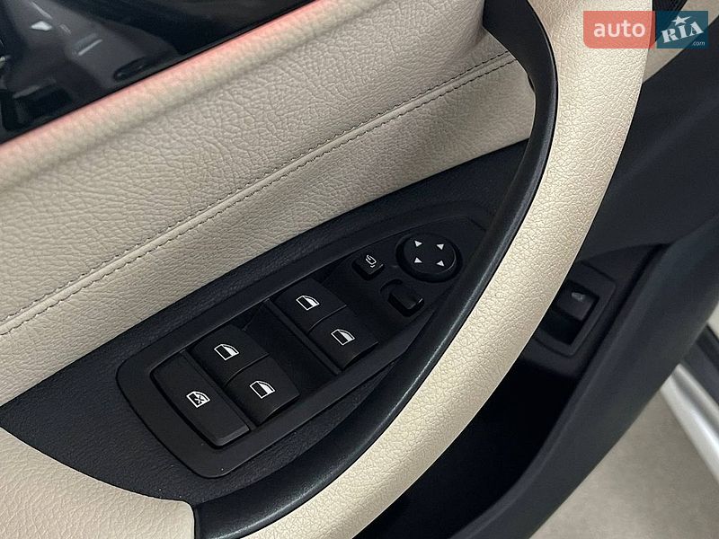 Внедорожник / Кроссовер BMW X1 2019 в Киеве