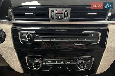 Внедорожник / Кроссовер BMW X1 2019 в Киеве