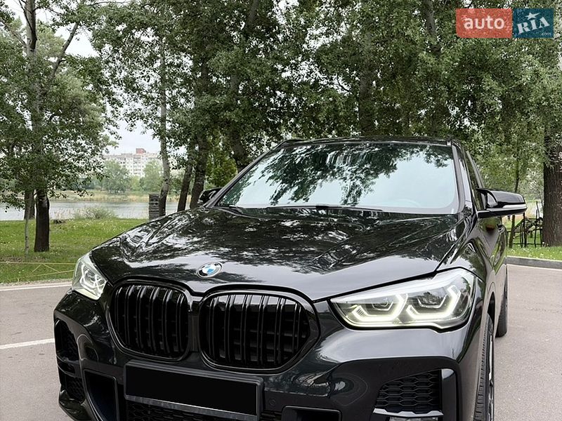 Внедорожник / Кроссовер BMW X1 2020 в Киеве