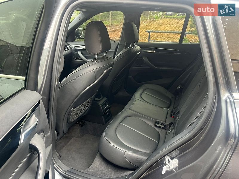 Внедорожник / Кроссовер BMW X1 2018 в Львове