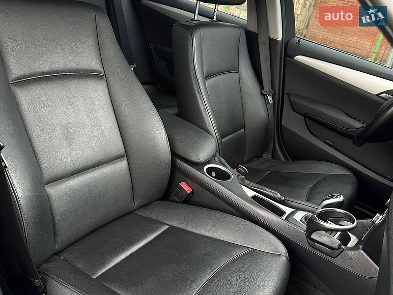 Внедорожник / Кроссовер BMW X1 2012 в Днепре