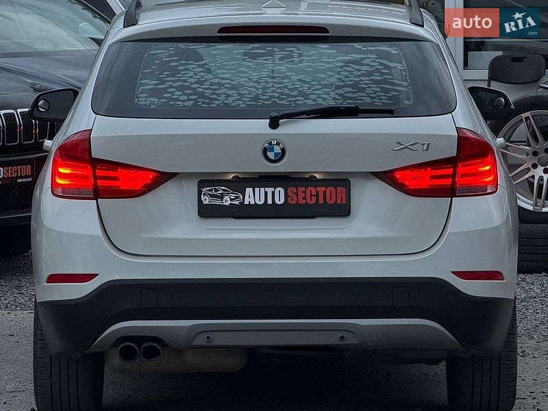 Внедорожник / Кроссовер BMW X1 2012 в Харькове