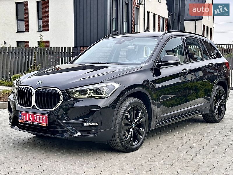 Внедорожник / Кроссовер BMW X1 2021 в Умани