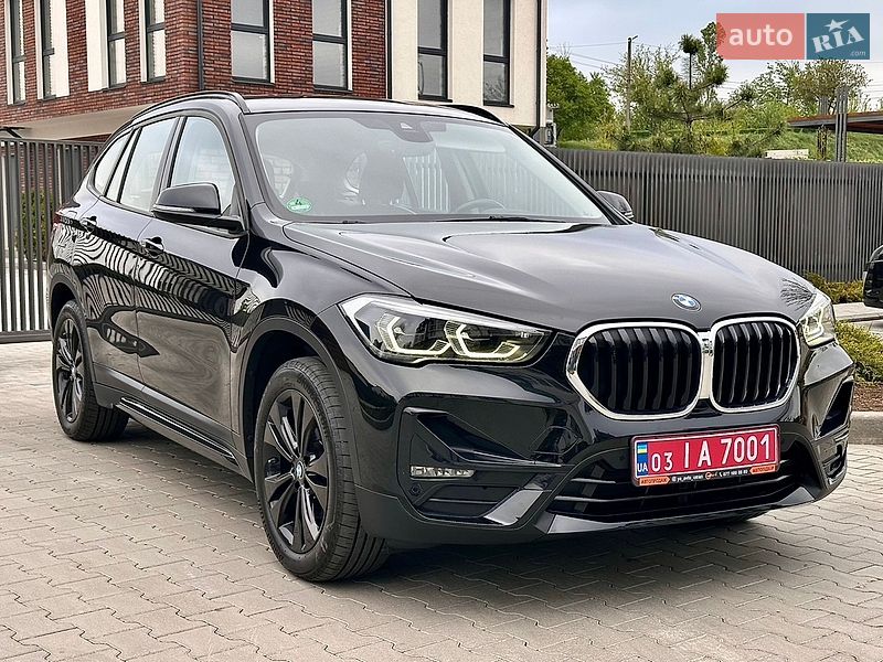 Внедорожник / Кроссовер BMW X1 2021 в Умани