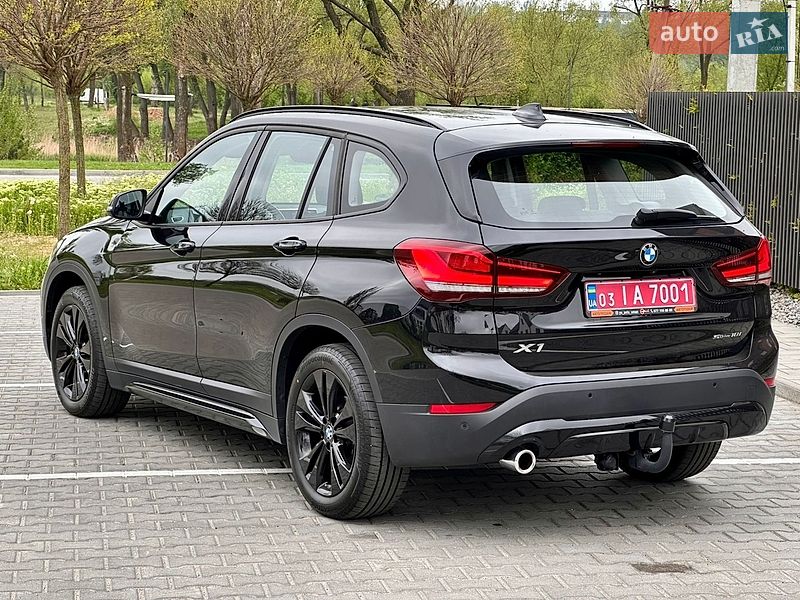 Внедорожник / Кроссовер BMW X1 2021 в Умани