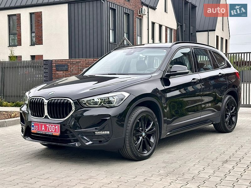 Внедорожник / Кроссовер BMW X1 2021 в Умани